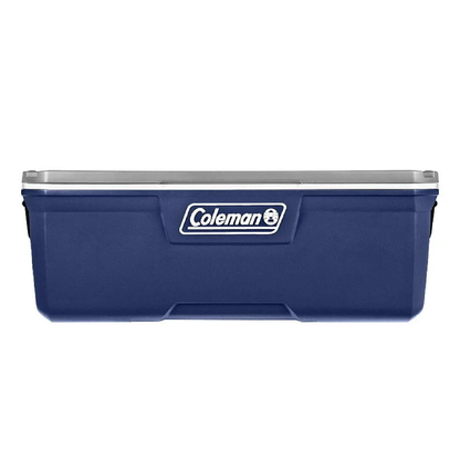 HIELERA COLEMAN 150 QT, TAPA CON MOLDE PORTAVASOS Y ASAS, AZUL C/ GRIS